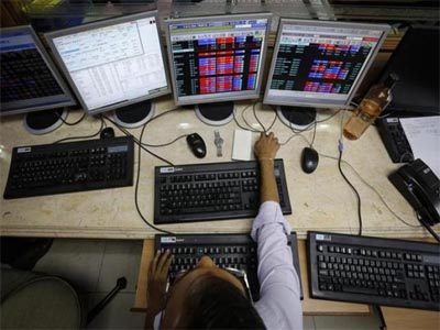 NSE tweaks transaction charges for ETFs, equity derivatives